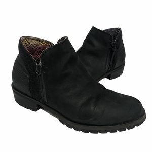 The North Face Bridgeton Leather Ankle Booties